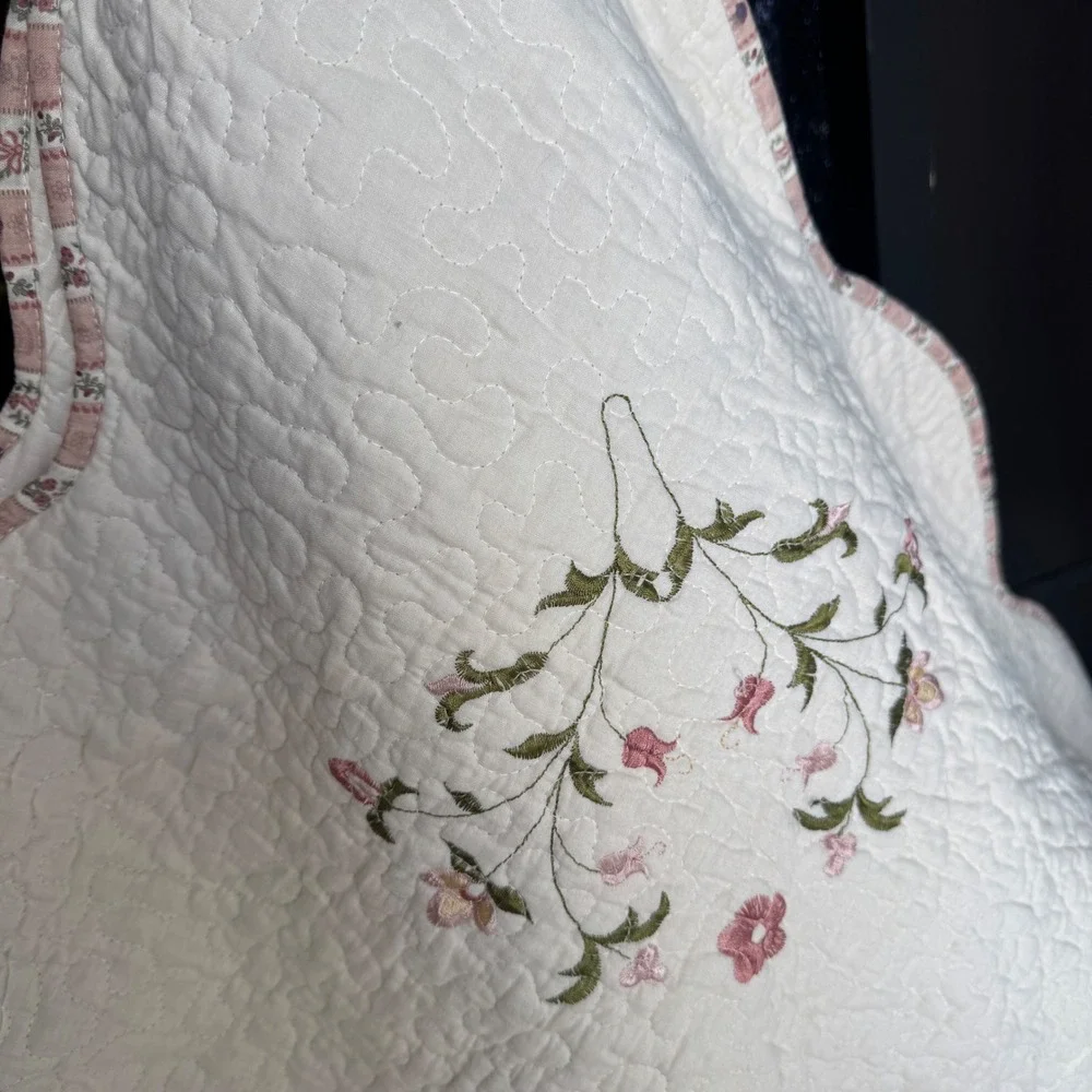 Peking Handicraft Quilt King Cream Floral Embroidered Cotton Cottagecore Bedding
